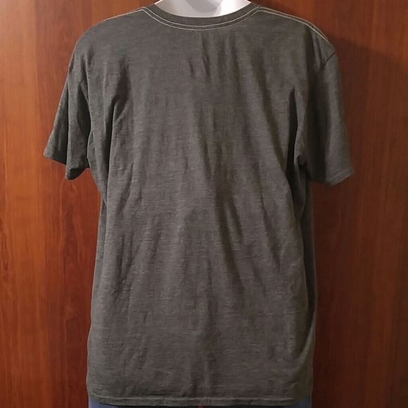 OP gray v-neck short sleeve pocket tee size 2XL - Picture 3 of 4